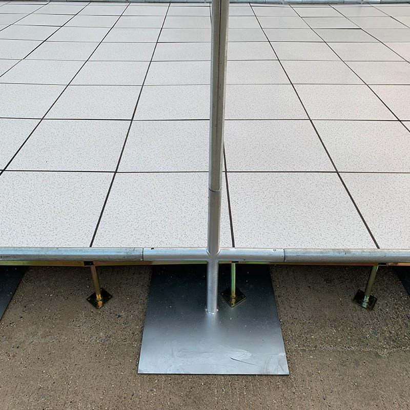 5×7m タイプA 膜材カバー付き鋼製フレーム構造 救援テント